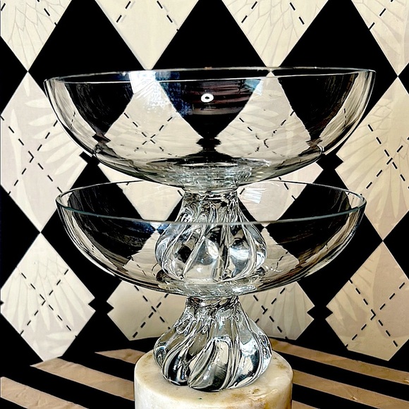 Vintage Hand Blown Crystal Swirl Foot Bowls – Pair - Picture 5 of 7